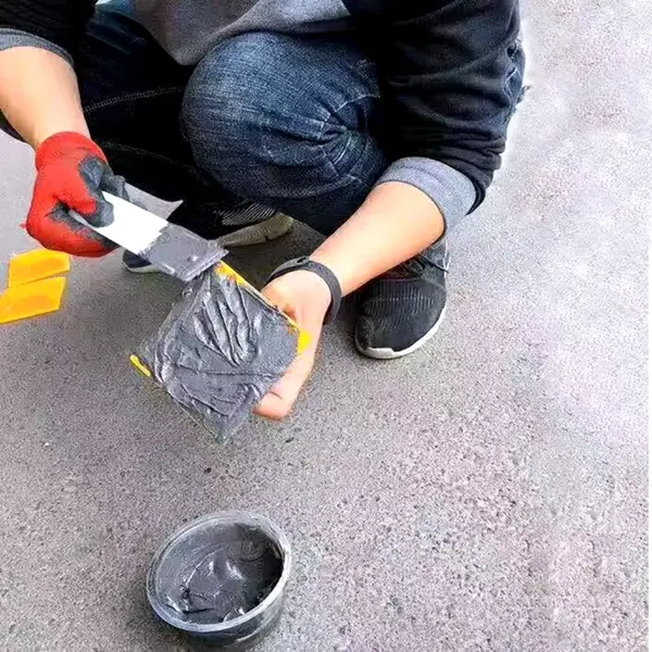 A importância do adesivo refletivo para sinalização em tachas