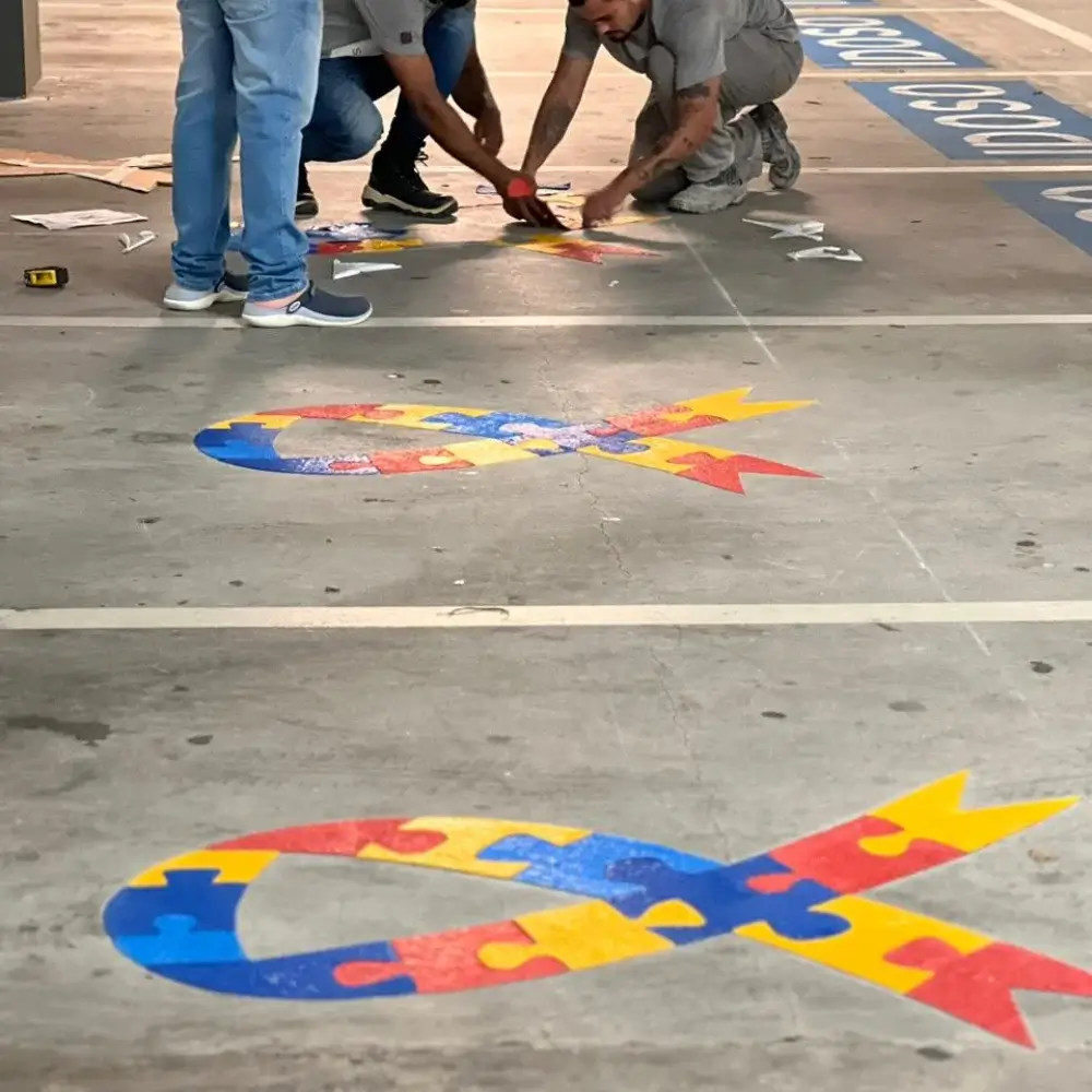 Laminados autoadesivos: essencial para segurança viária